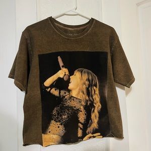 Taylor swift urban outfitters collab tshirt Taylor’s version RARE